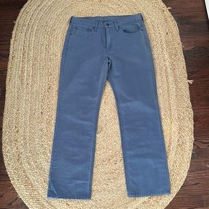 Lightly worn men’s 514 Levi Jean pants size 33x30. Great condition,awesome color